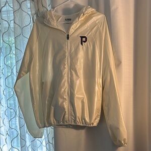Retro Metallic Windbreaker Athletic Jacket — Casual Fit and Lightweight Design